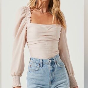 ASTR the label Blush Ruched Square Neck Long Sleeve Top
